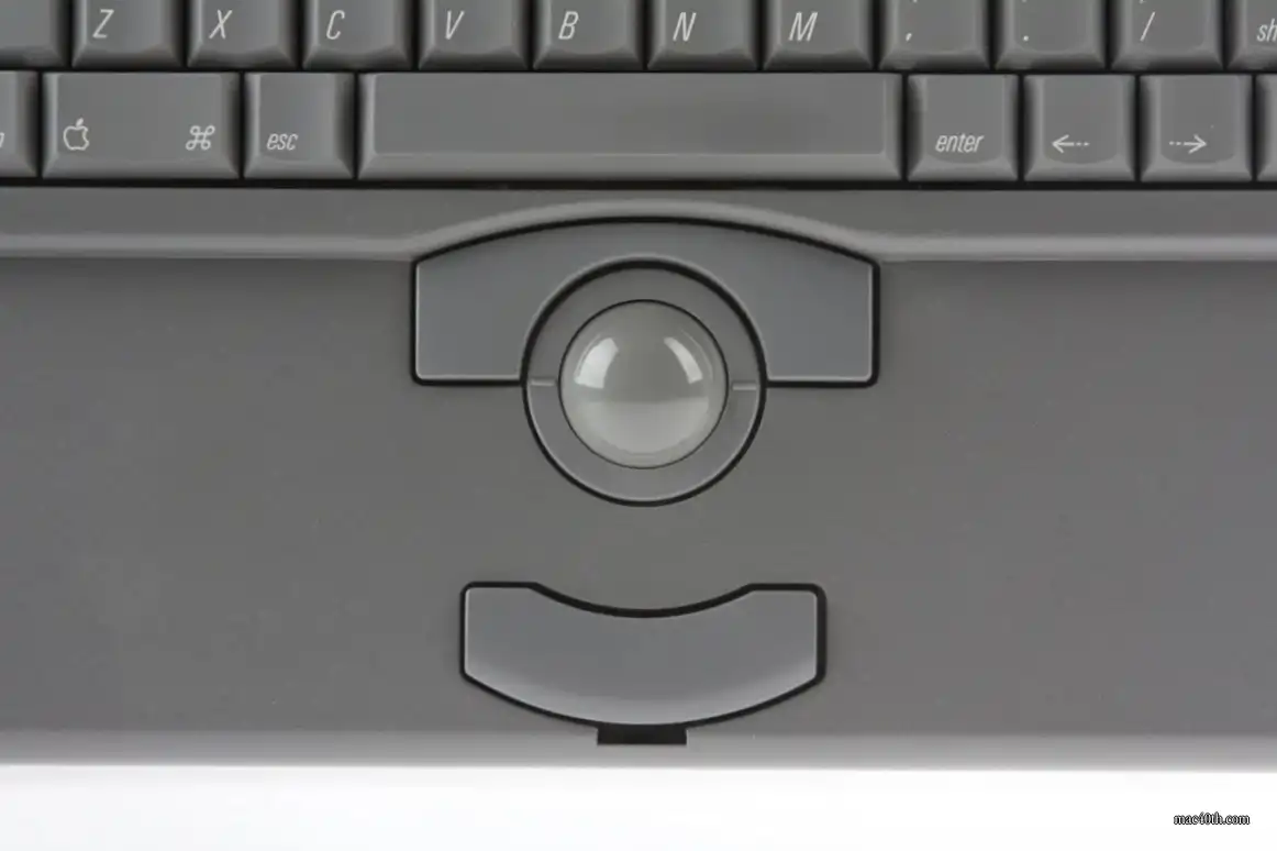 mac40th.com - Macintosh PowerBook 150 (1994)