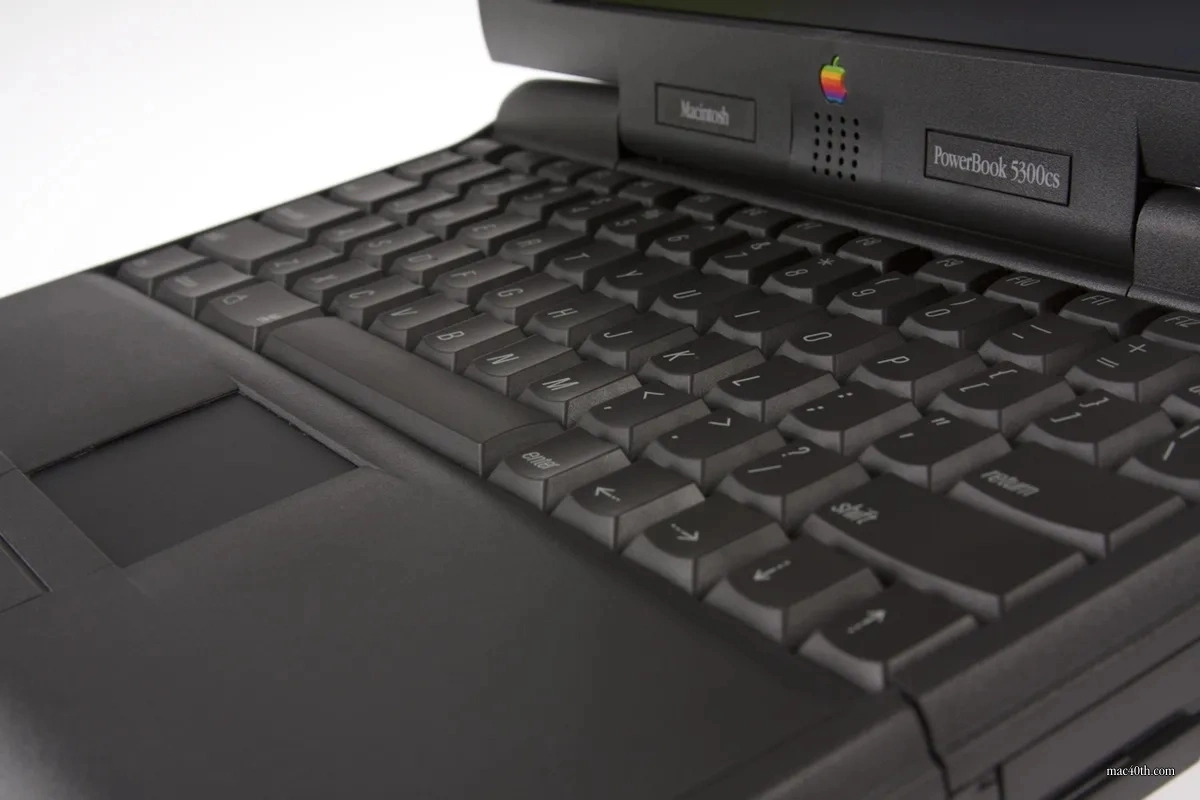 mac40th.com - Macintosh PowerBook 5300cs (1995)