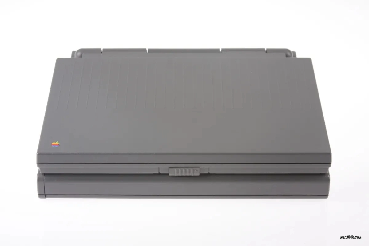 mac40th.com - Macintosh PowerBook 180 (1992)