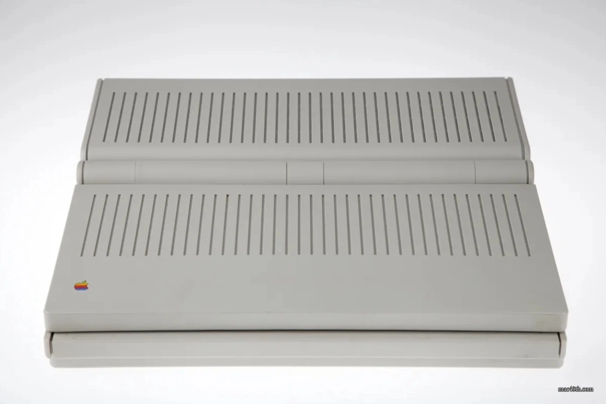 mac40th.com - Macintosh Portable (1989)