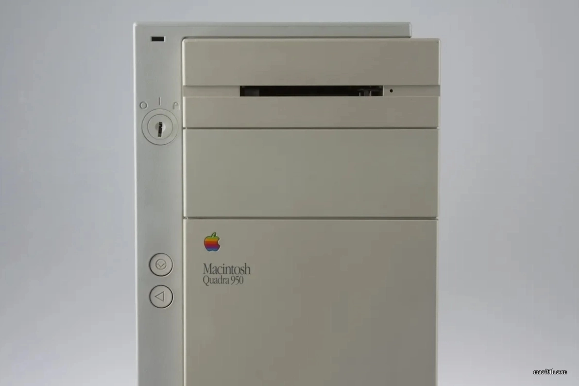 mac40th.com - Macintosh Quadra 950 (1992)