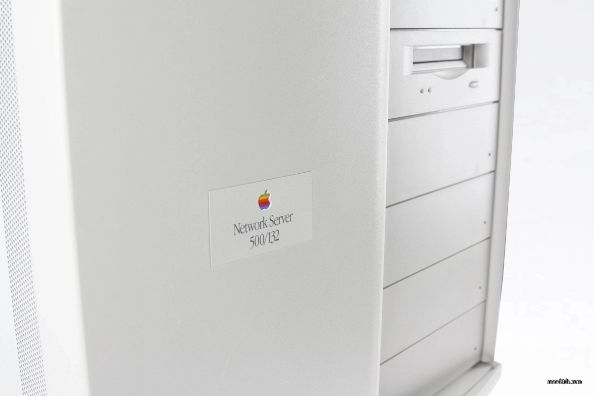 mac40th.com - Apple Network Server (1996)
