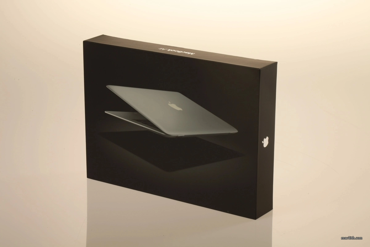 mac40th.com - MacBook Air 1st Generation (2008)