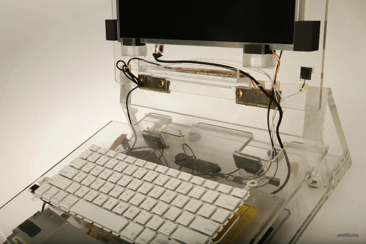 mac40th.com - MacBook Pro Prototype (2014)