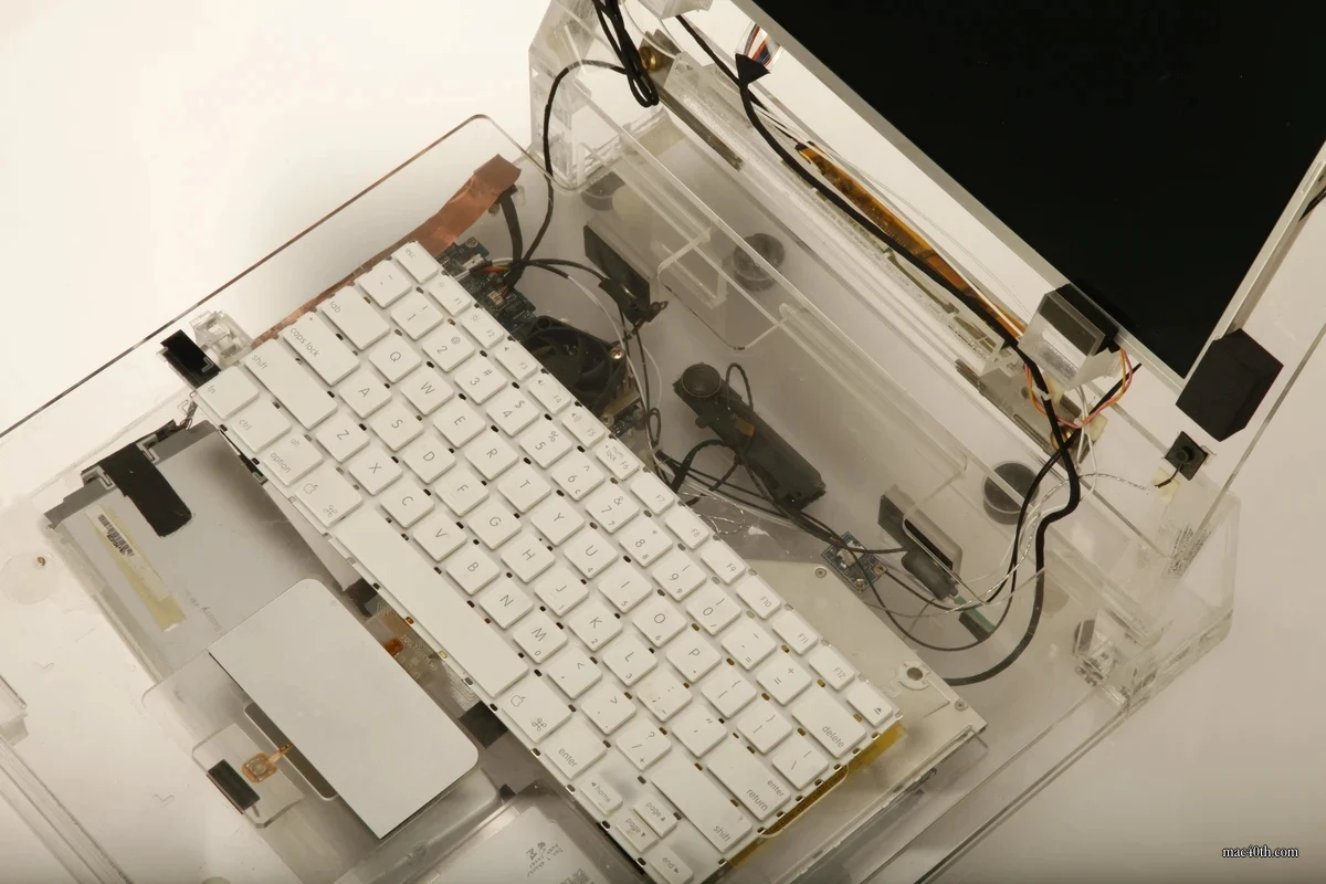mac40th.com - MacBook Pro Prototype (2014)