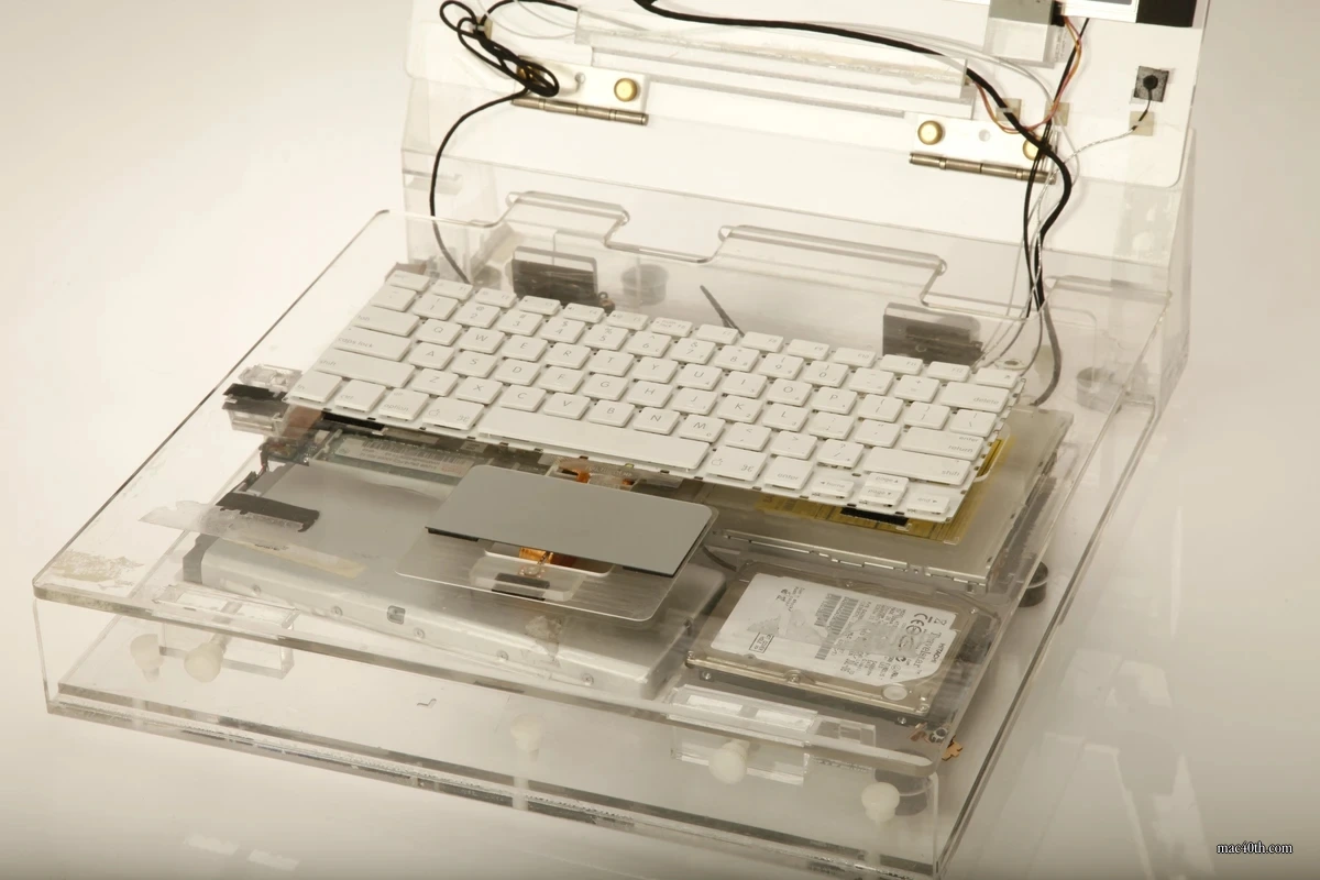 mac40th.com - MacBook Pro Prototype (2014)