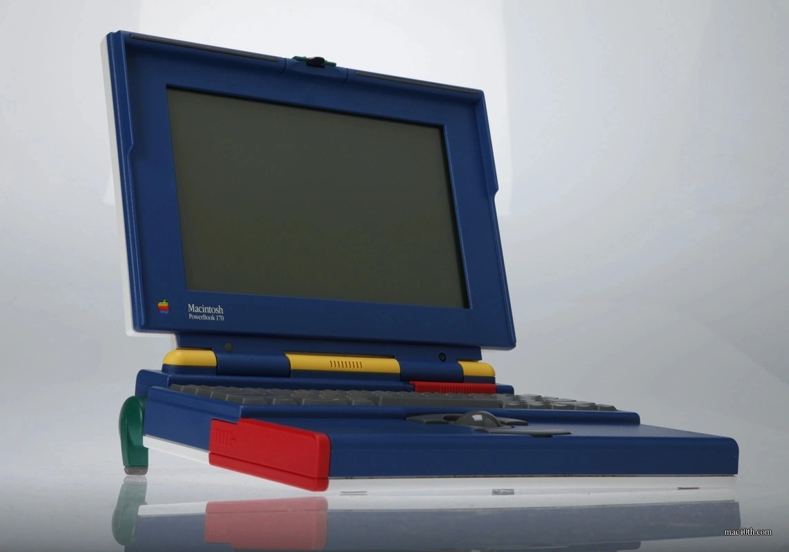 mac40th.com - Macintosh JLPGA PowerBook 170 (1992)