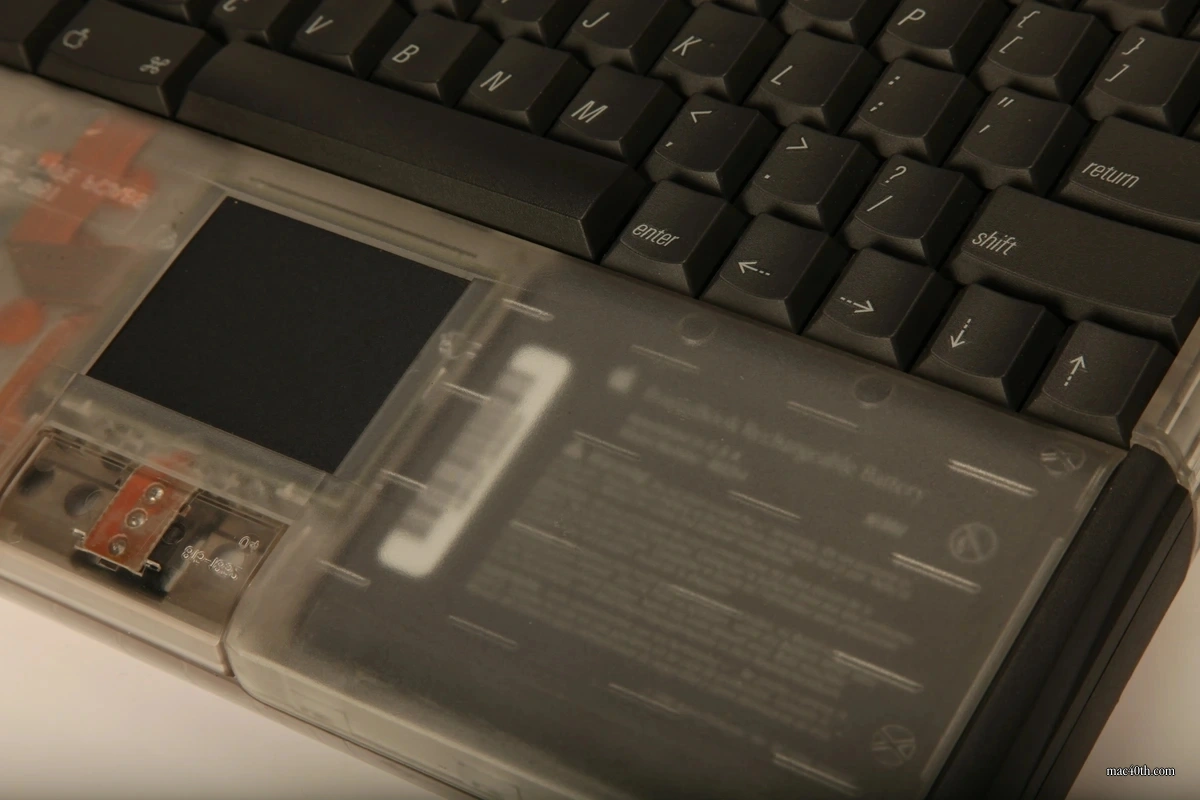 mac40th.com - Macintosh PowerBook 5300c Prototype (1994)