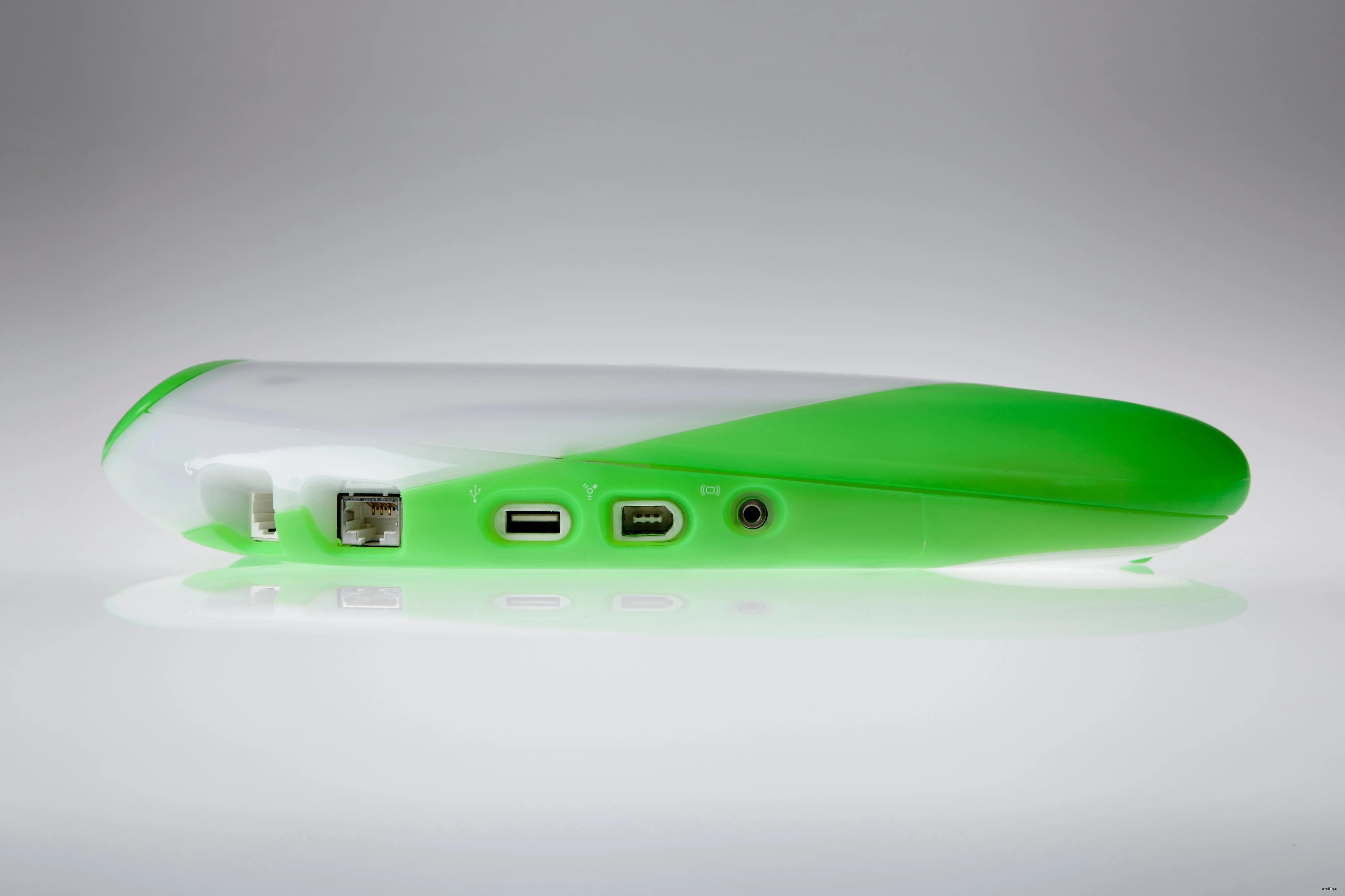 mac40th.com - iBook G3 (2001)