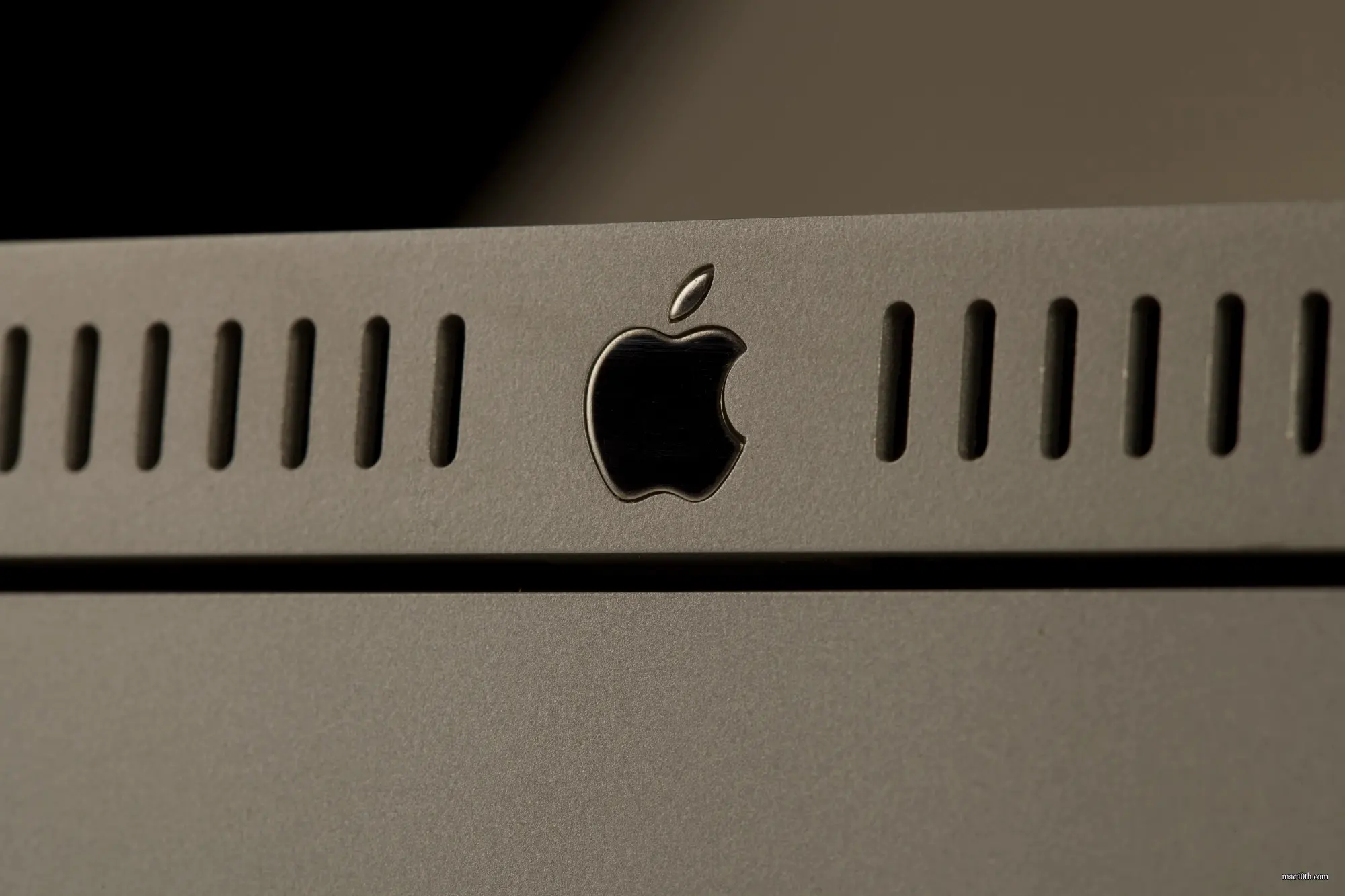 mac40th.com - X Serve (2002)