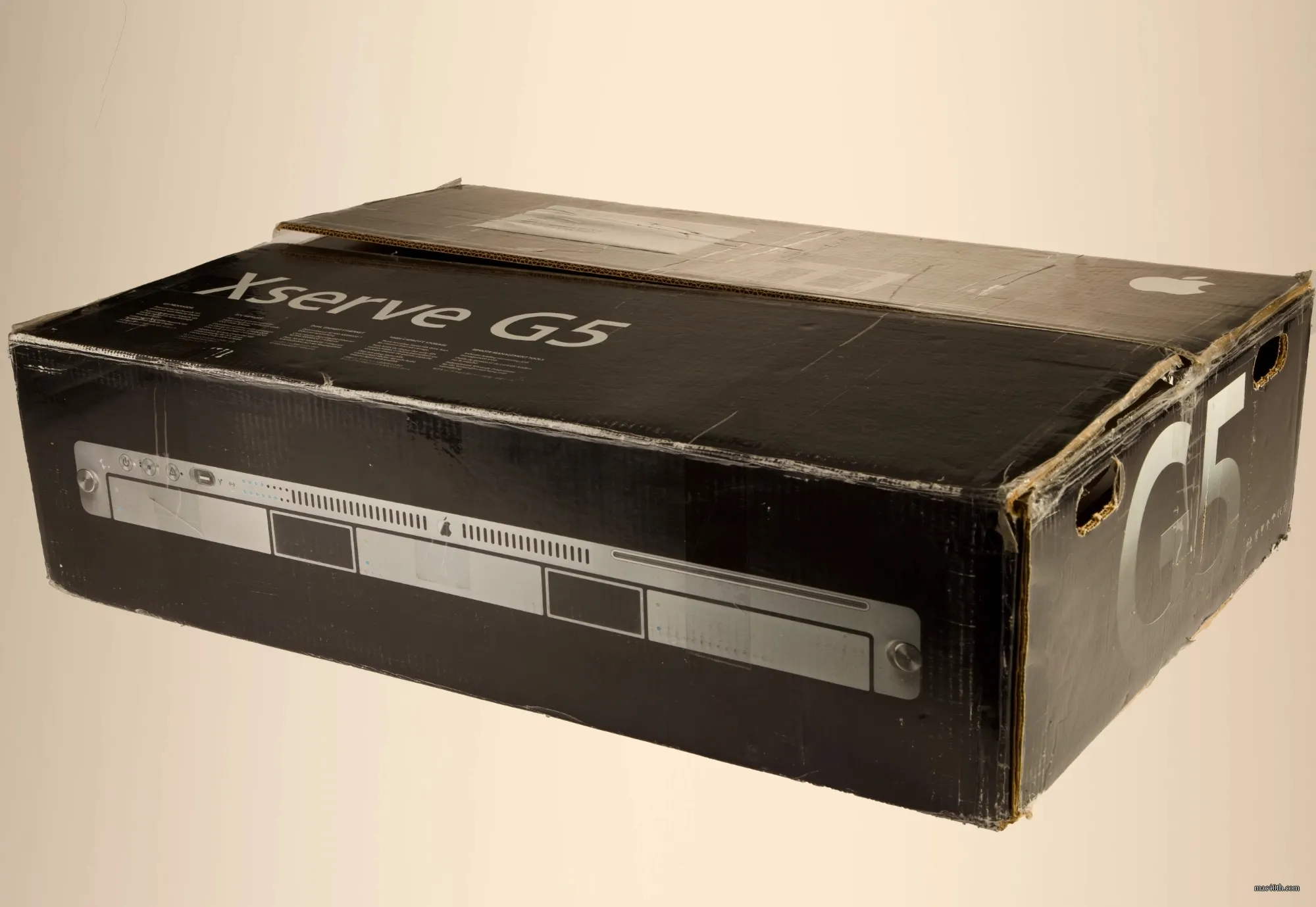 mac40th.com - X Serve (2002)