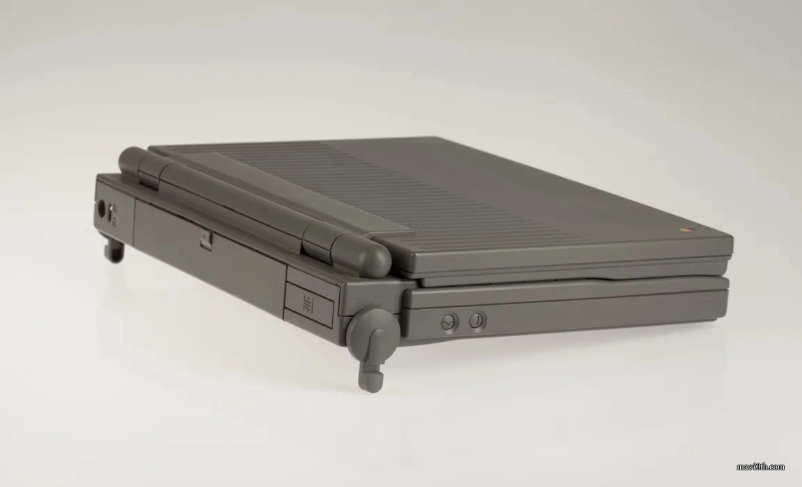 mac40th.com - Macintosh Powerbook 100 (1991)