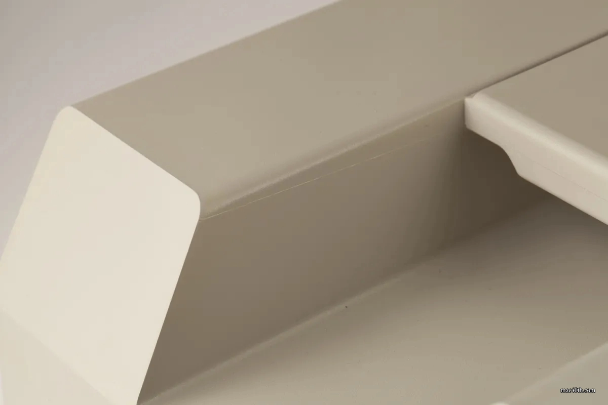 mac40th.com - Macintosh SE (1987)