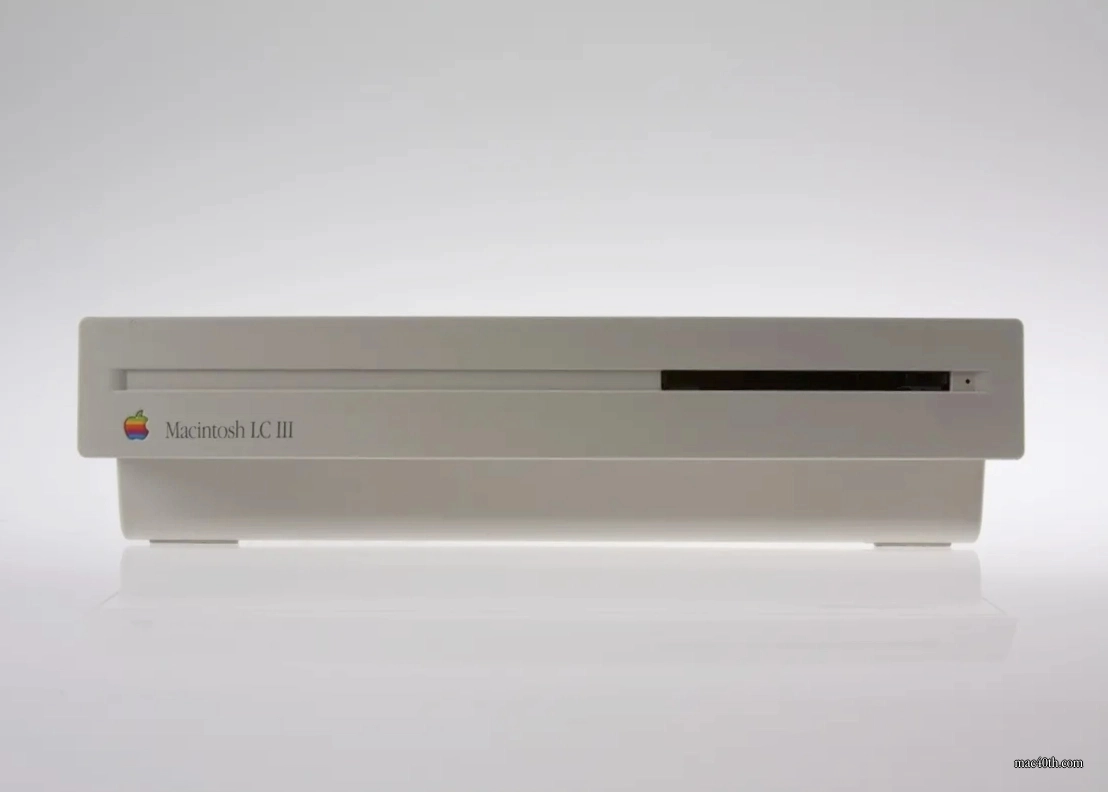 mac40th.com - Macintosh LC III (1993)