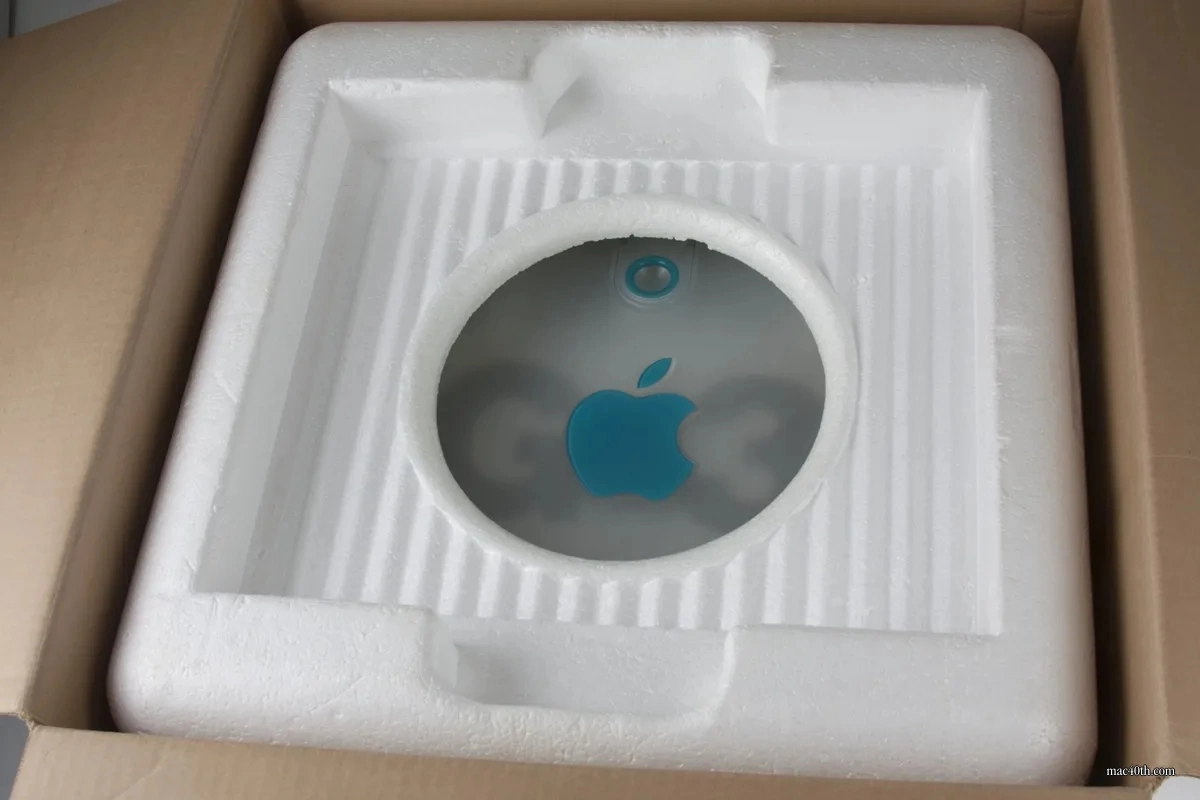 mac40th.com - Power Macintosh G3 (1997)