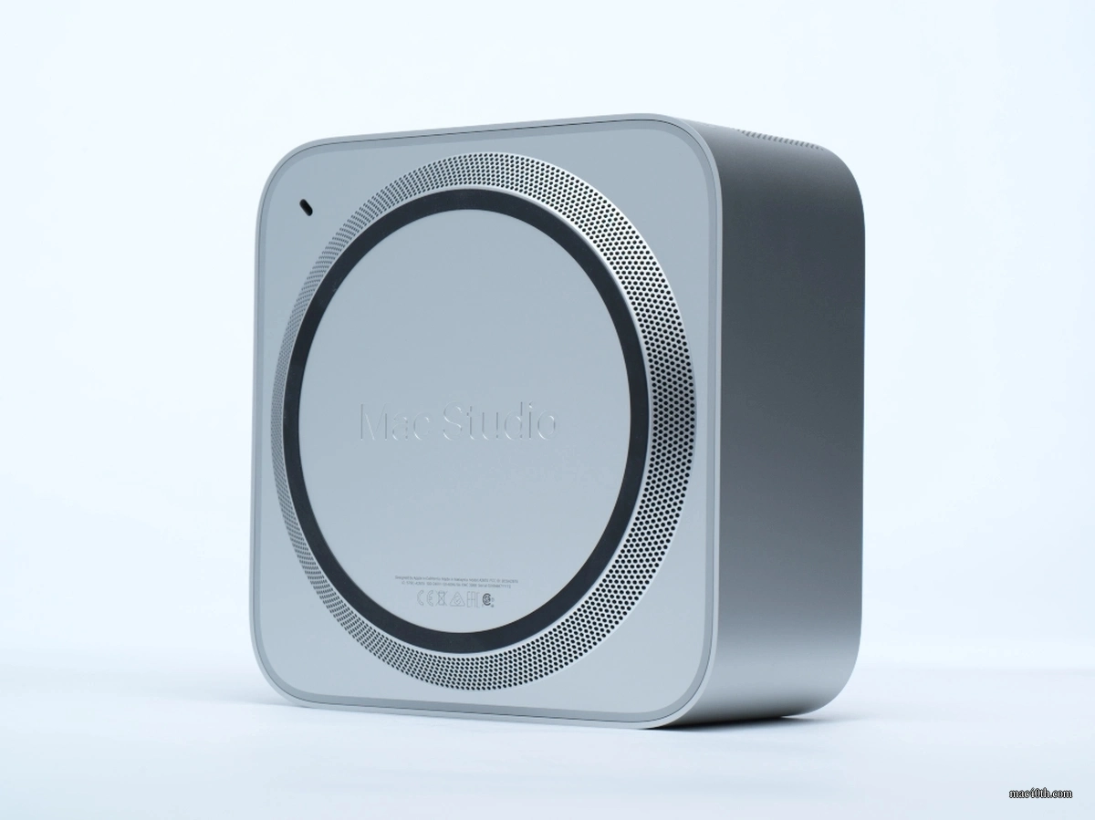 mac40th.com - Mac Studio (2022)