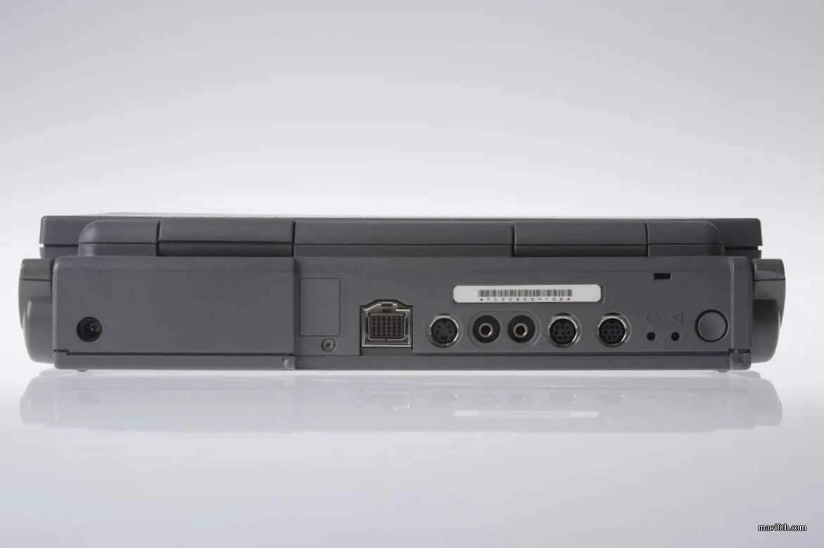 mac40th.com - Macintosh PowerBook 140 (1991)