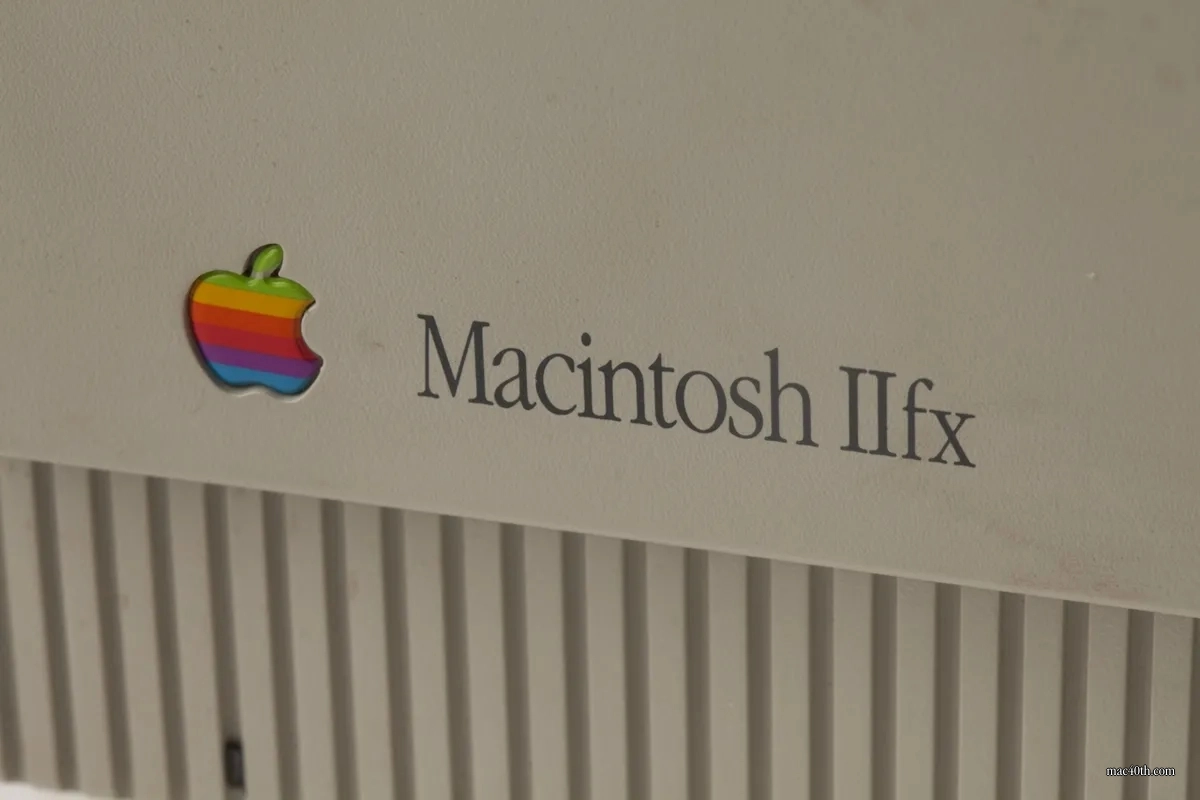 mac40th.com - Macintosh IIfx (1990)