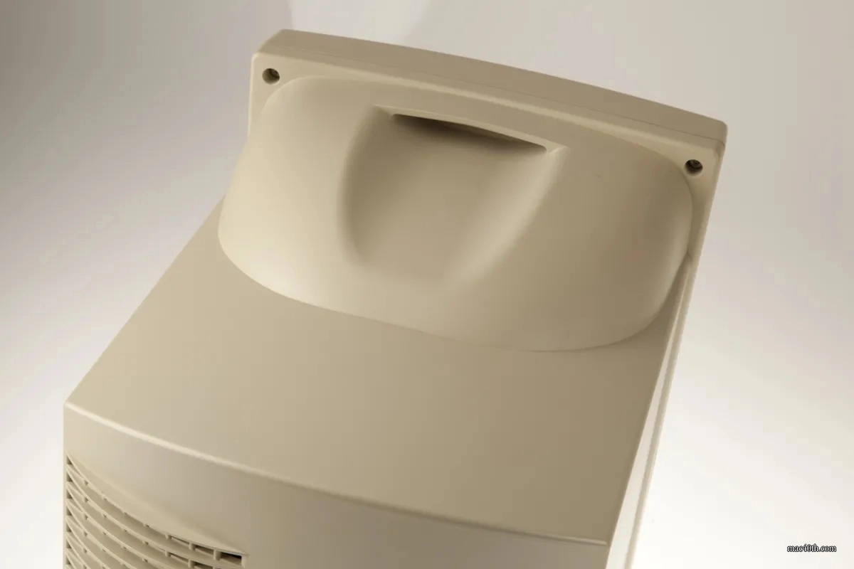 mac40th.com - Macintosh Color Classic II (1993)