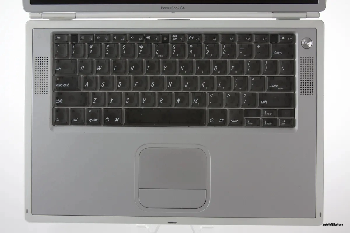 mac40th.com - Macintosh PowerBook G4 (2001)