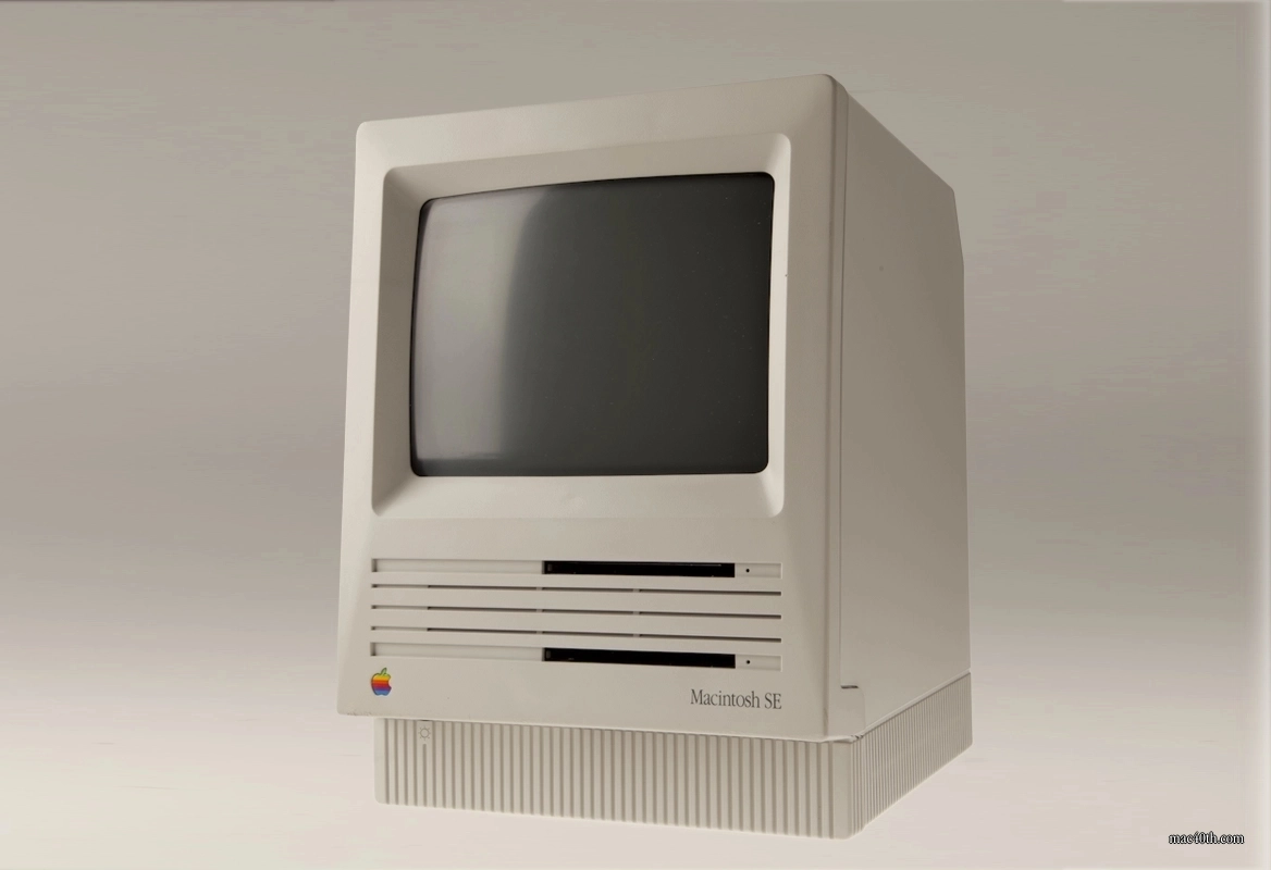 mac40th.com - Macintosh SE (1987)