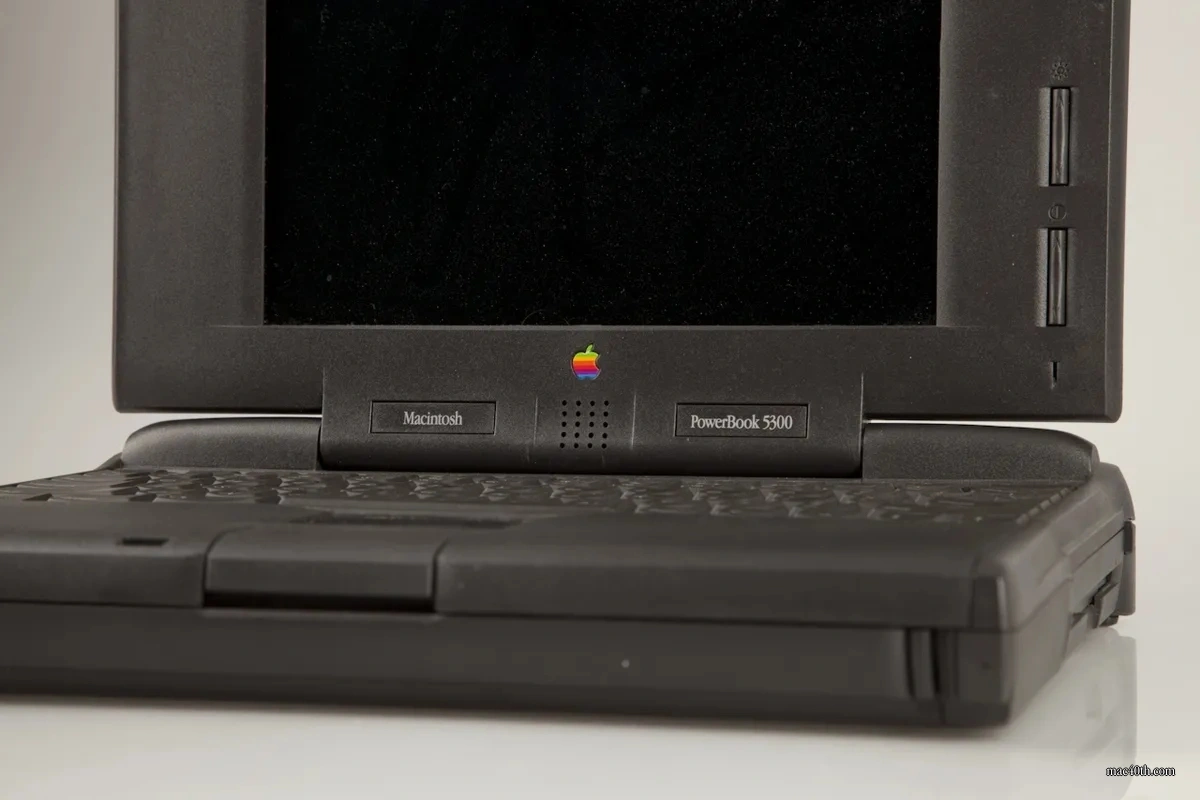 mac40th.com - Macintosh PowerBook 5300 (1995)