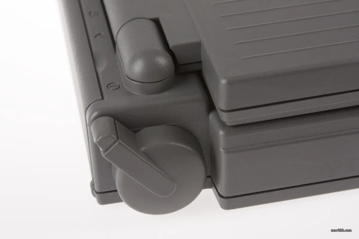 mac40th.com - Macintosh PowerBook 165 (1993)