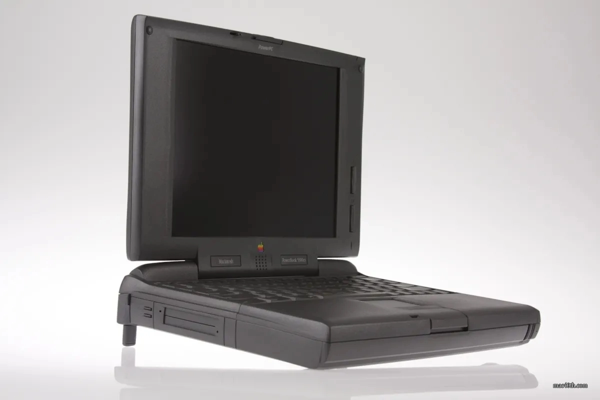 mac40th.com - Macintosh PowerBook 5300cs (1995)
