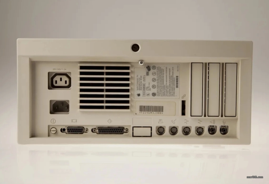 mac40th.com - Macintosh Performa 600 (1992)