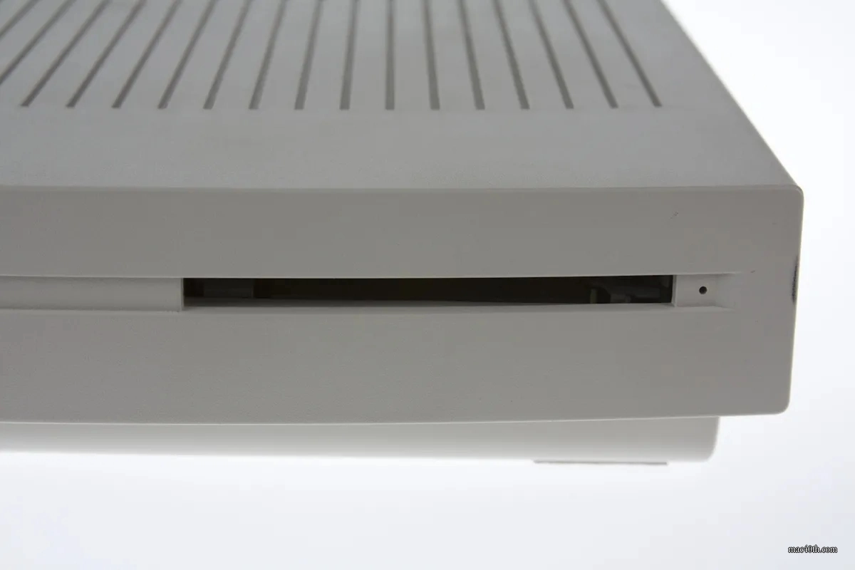 mac40th.com - Macintosh LC II(1992)