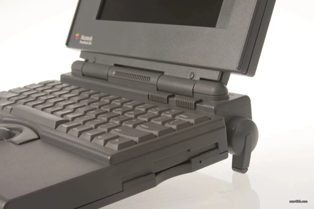 mac40th.com - Macintosh PowerBook 165c (1994)