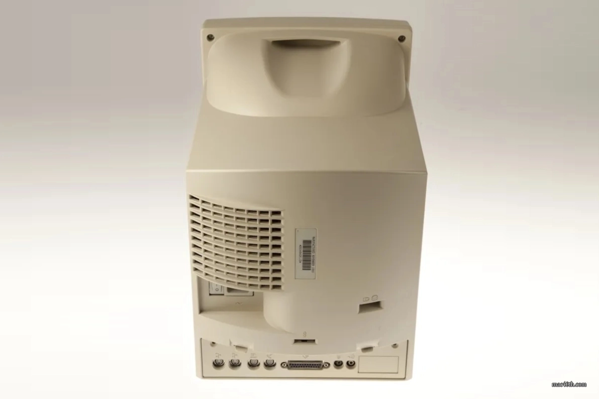 mac40th.com - Macintosh Color Classic II (1993)