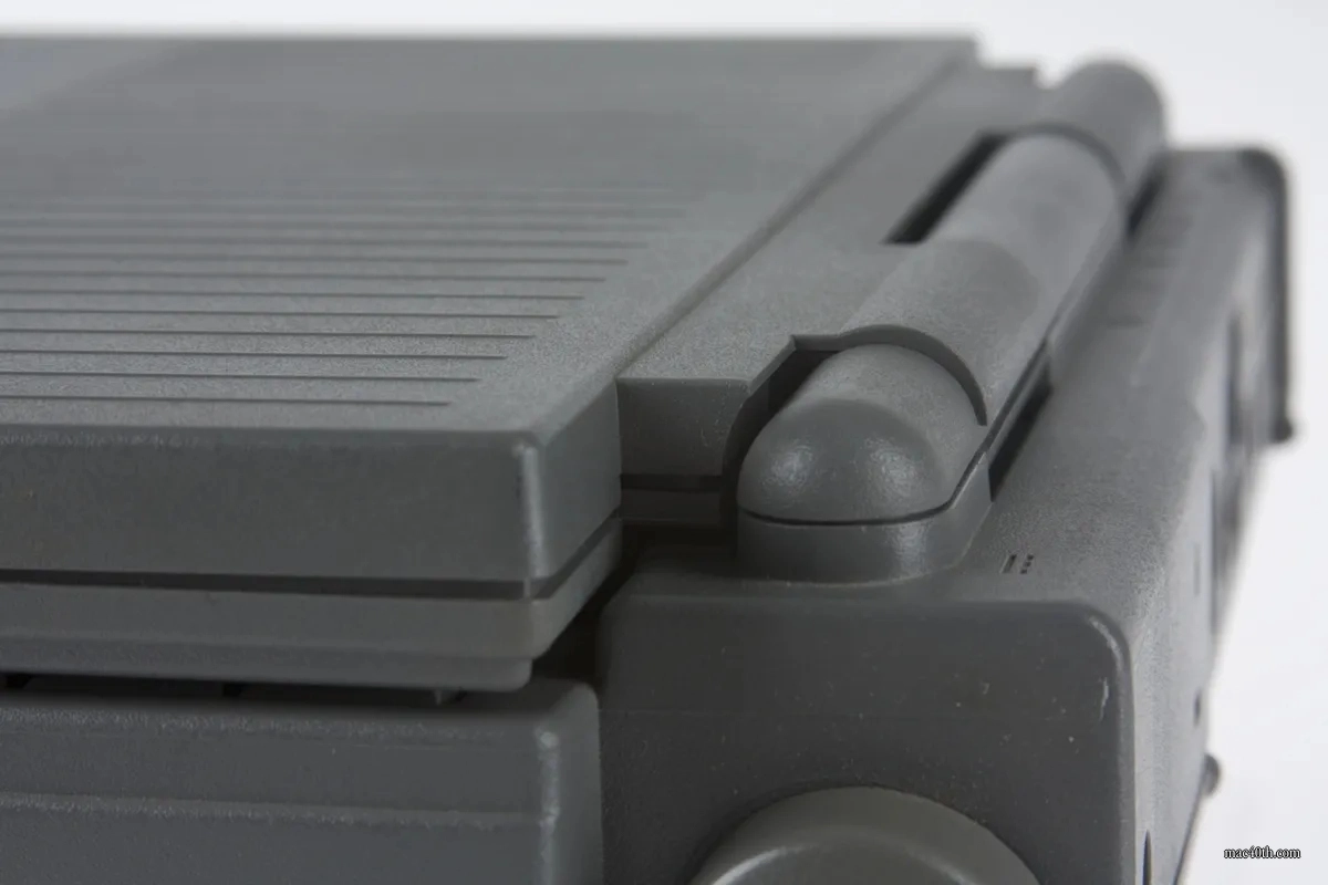 mac40th.com - Macintosh PowerBook 160 (1992)