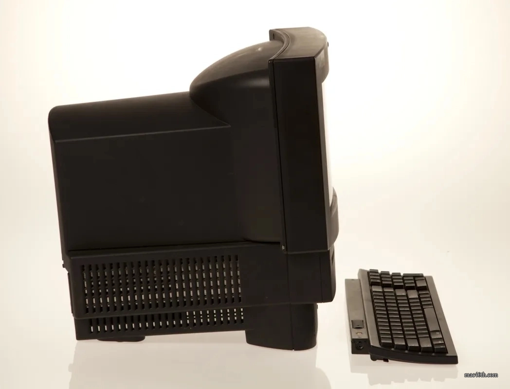 mac40th.com - Macintosh TV (1993)