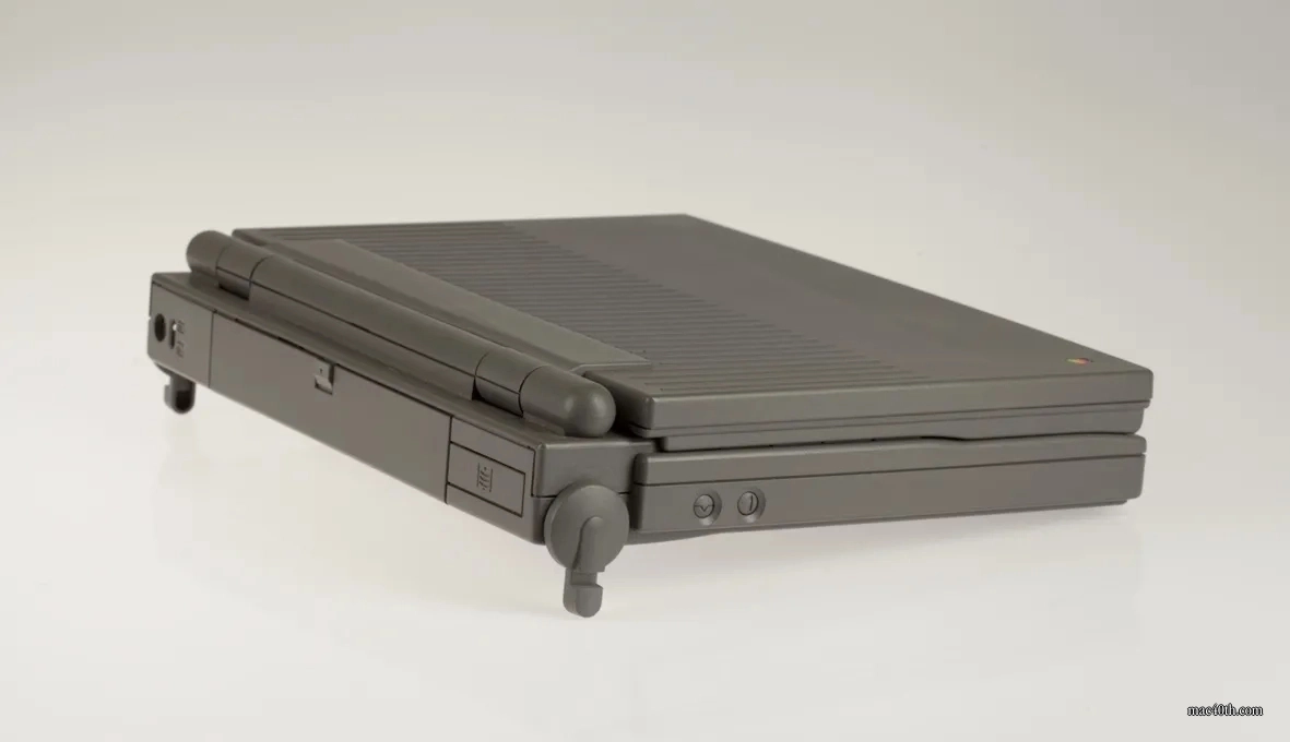 mac40th.com - Macintosh Powerbook 100 (1991)