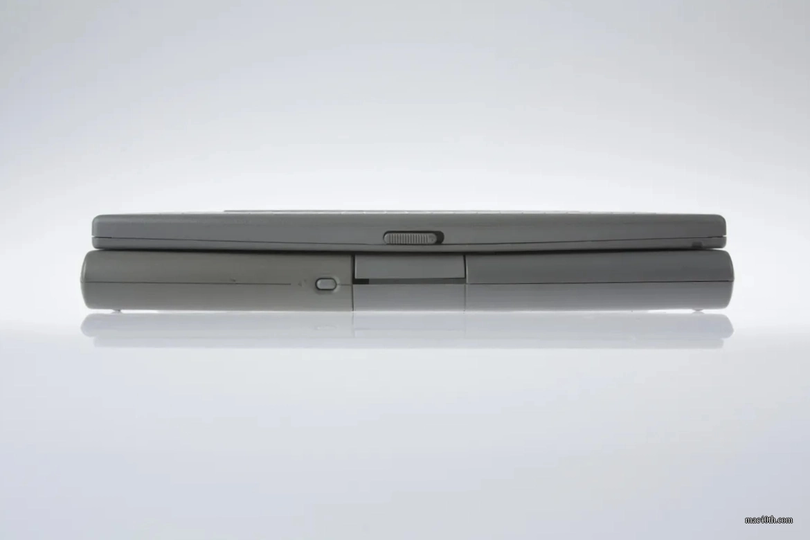 mac40th.com - Macintosh PowerBook Duo 280c (1994)