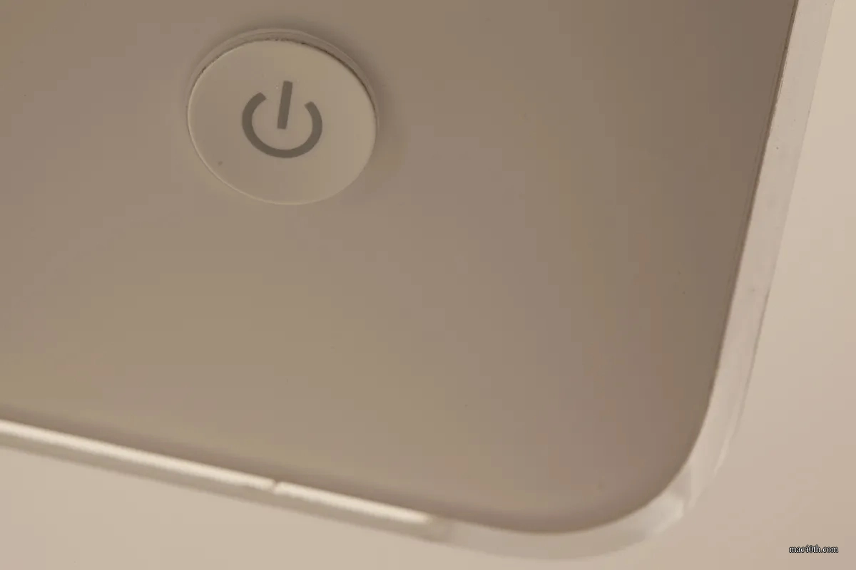 mac40th.com - iMac G5 (2004)