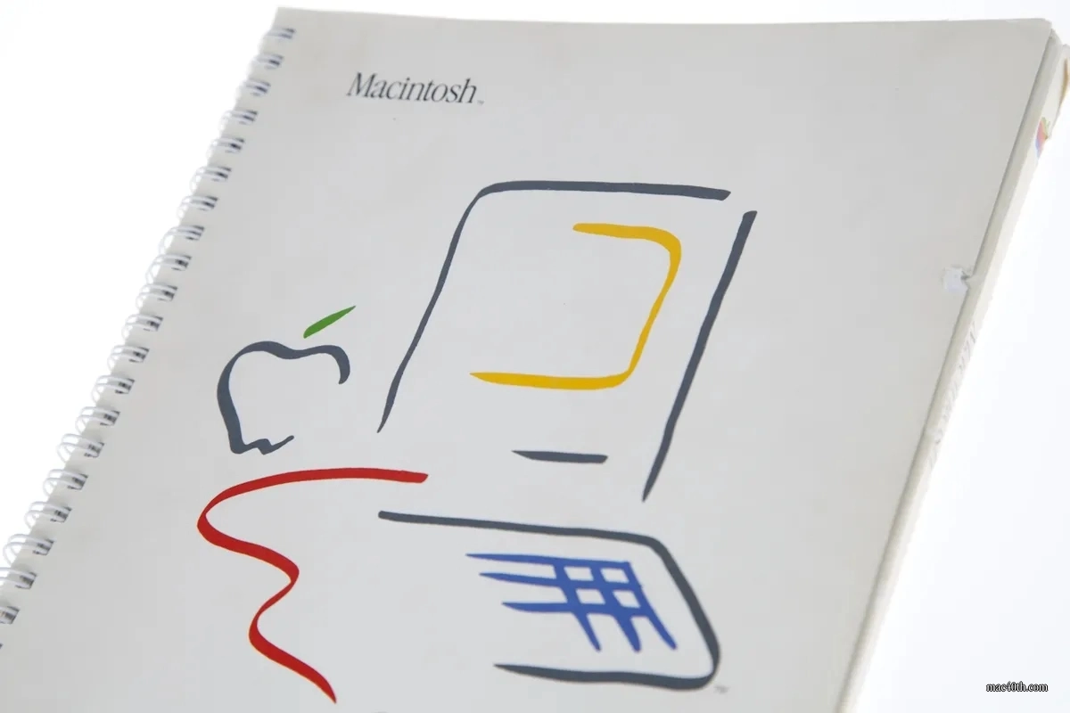 mac40th.com - Macintosh 512K (1984)