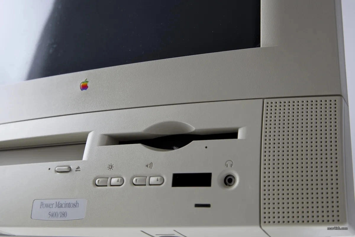 mac40th.com - Power Macintosh 5400 (1996)