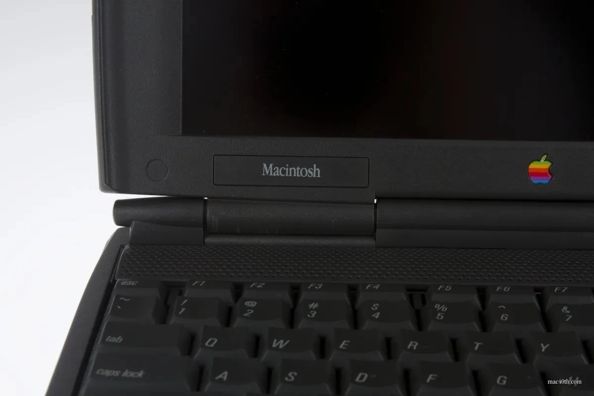 mac40th.com - Macintosh PowerBook 1400cs (1996)