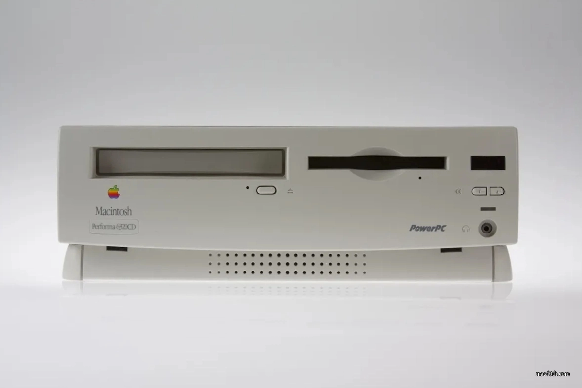 mac40th.com - Macintosh Performa 6320CD (1996)
