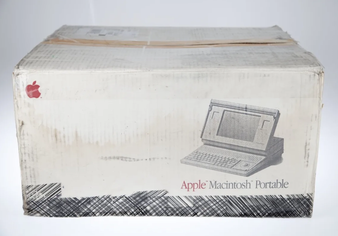 mac40th.com - Macintosh Portable (1989)