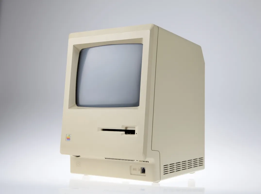 mac40th.com - Macintosh 512K (1984)