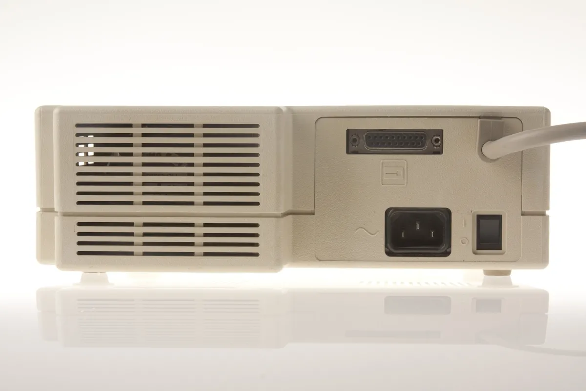 mac40th.com - Macintosh Hard Disk 20 (1987)