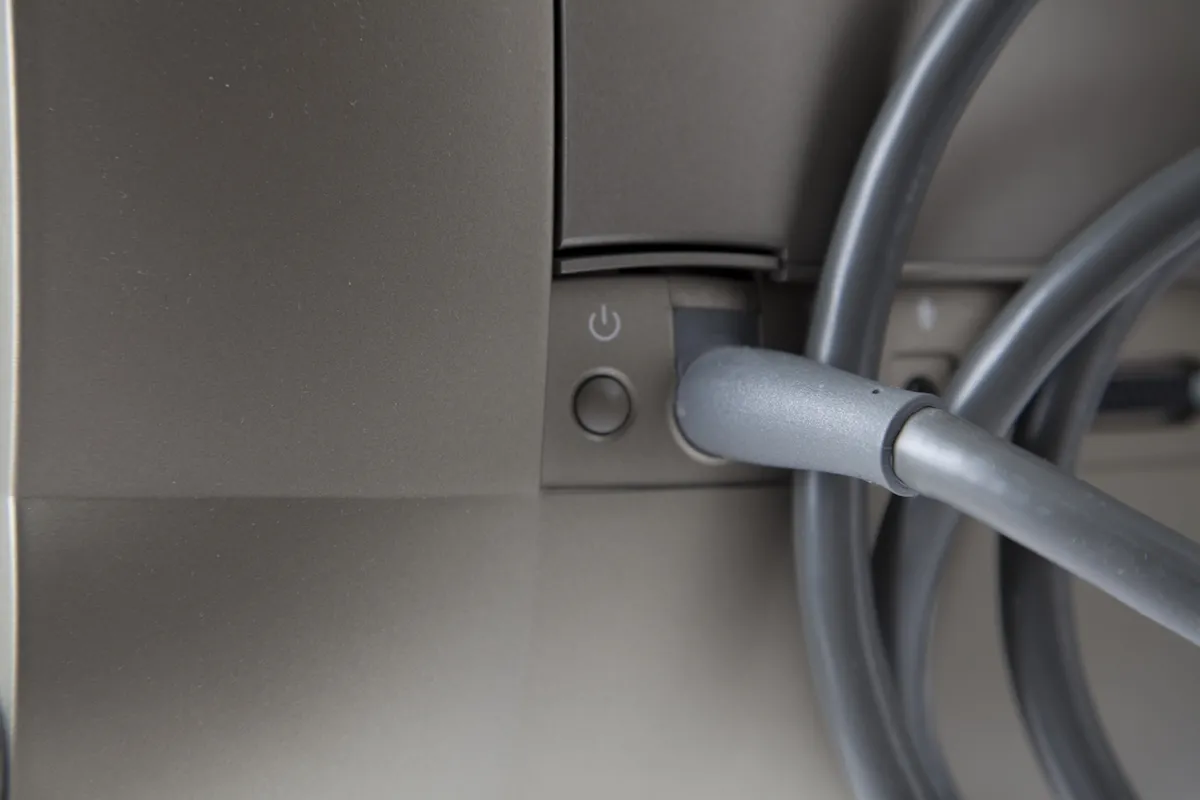 mac40th.com - 20th Anniversary Macintosh (1997)