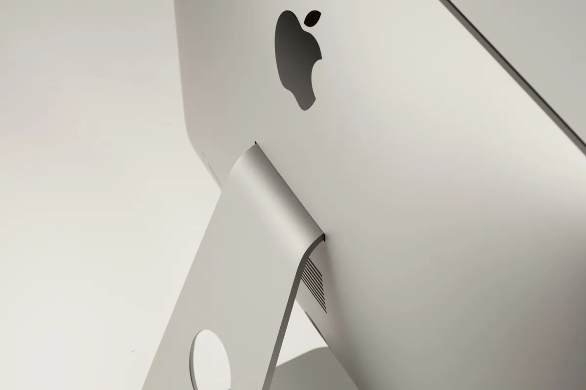 mac40th.com - iMac (2012)